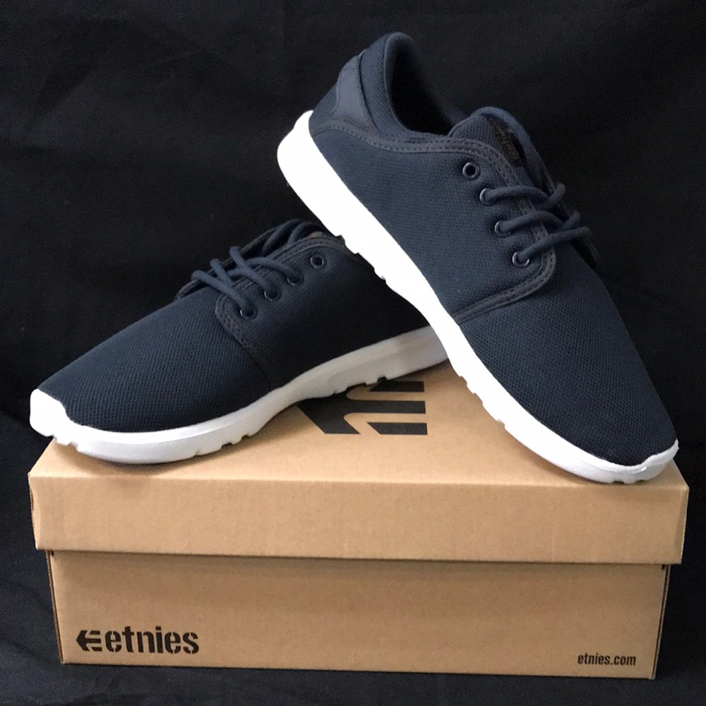 New scout Etnies shoes